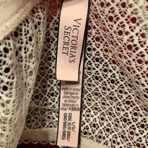VS laced strapless bralette